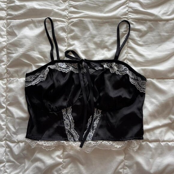 Black Lace Crop Top - Picture 1 of 3